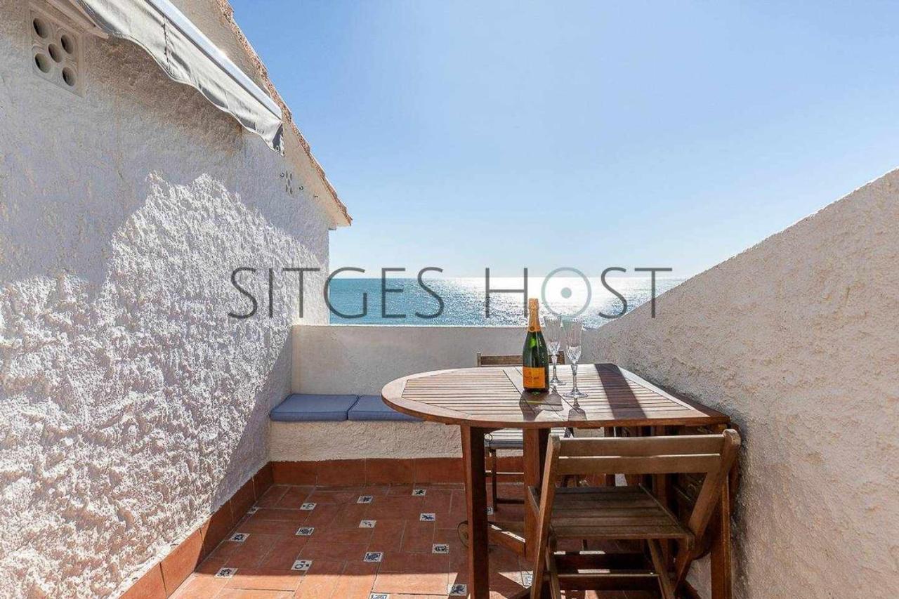 Apartamento Alojáte en una torre sobre el mar Sitges Exterior foto